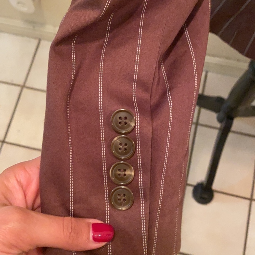 Worthington brown pinstripe long sleeve blazer!! - Picture 5 of 6